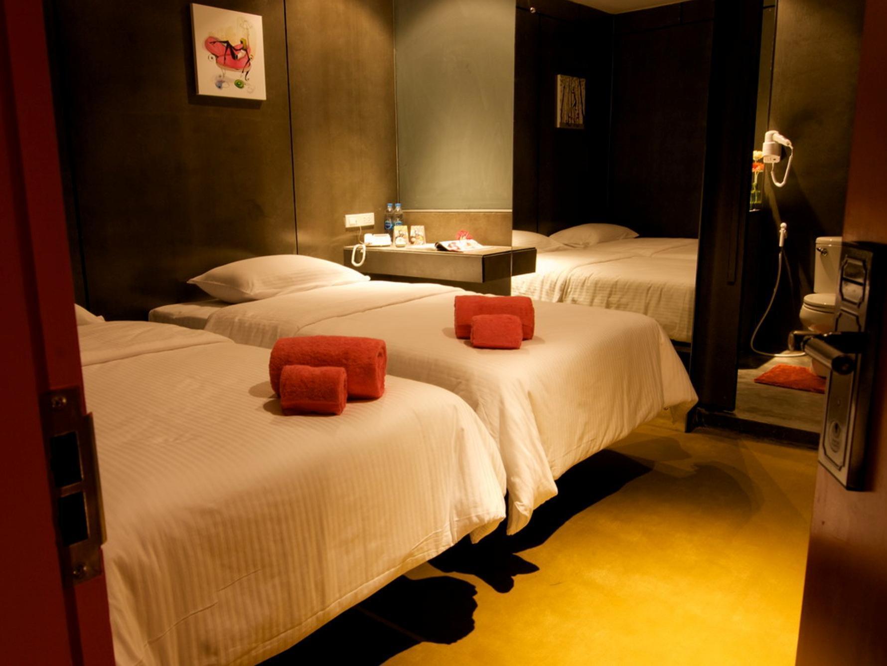 Hotel Justbeds Bangkok Exterior foto